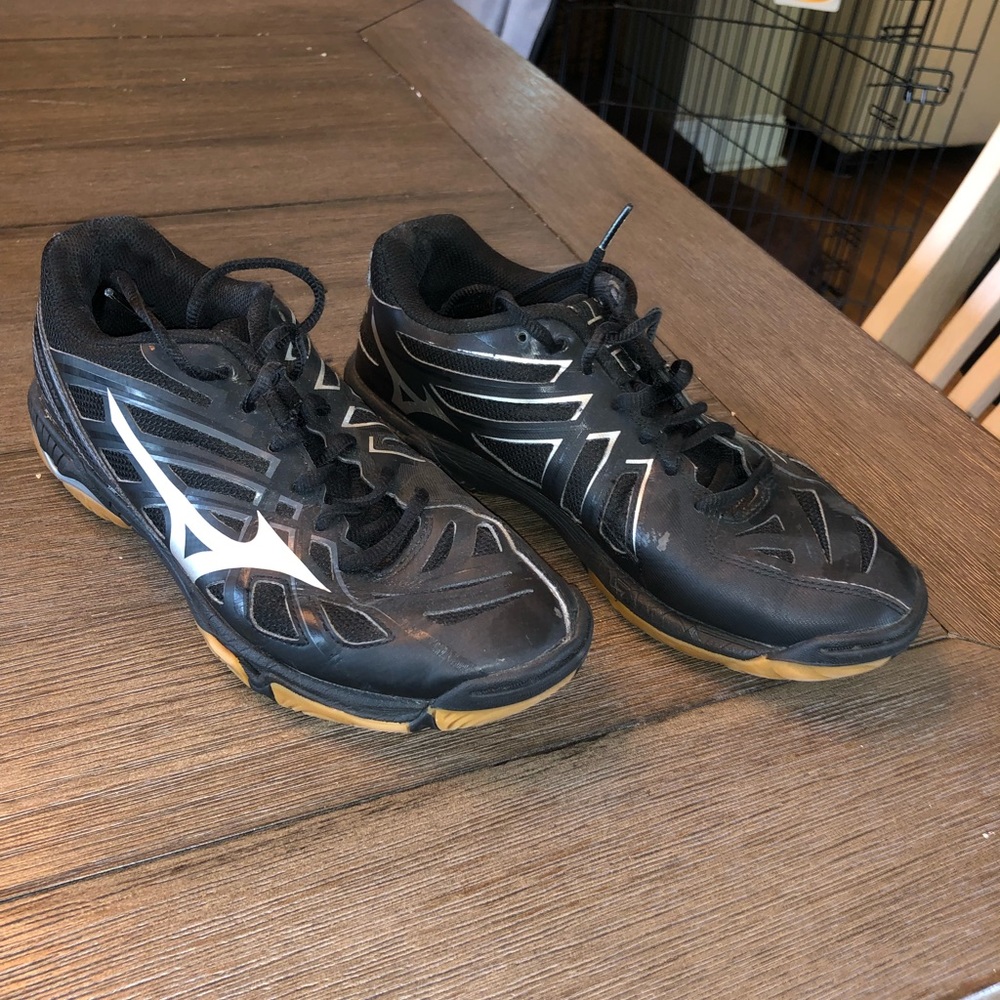 Mizuno volleyball shoes!